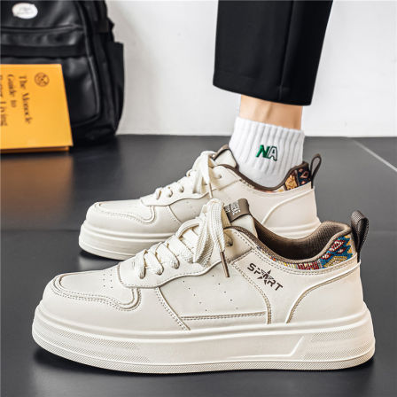 男鞋春季百搭休闲板鞋男士皮面防水防滑运动青少年轻便软底小白鞋