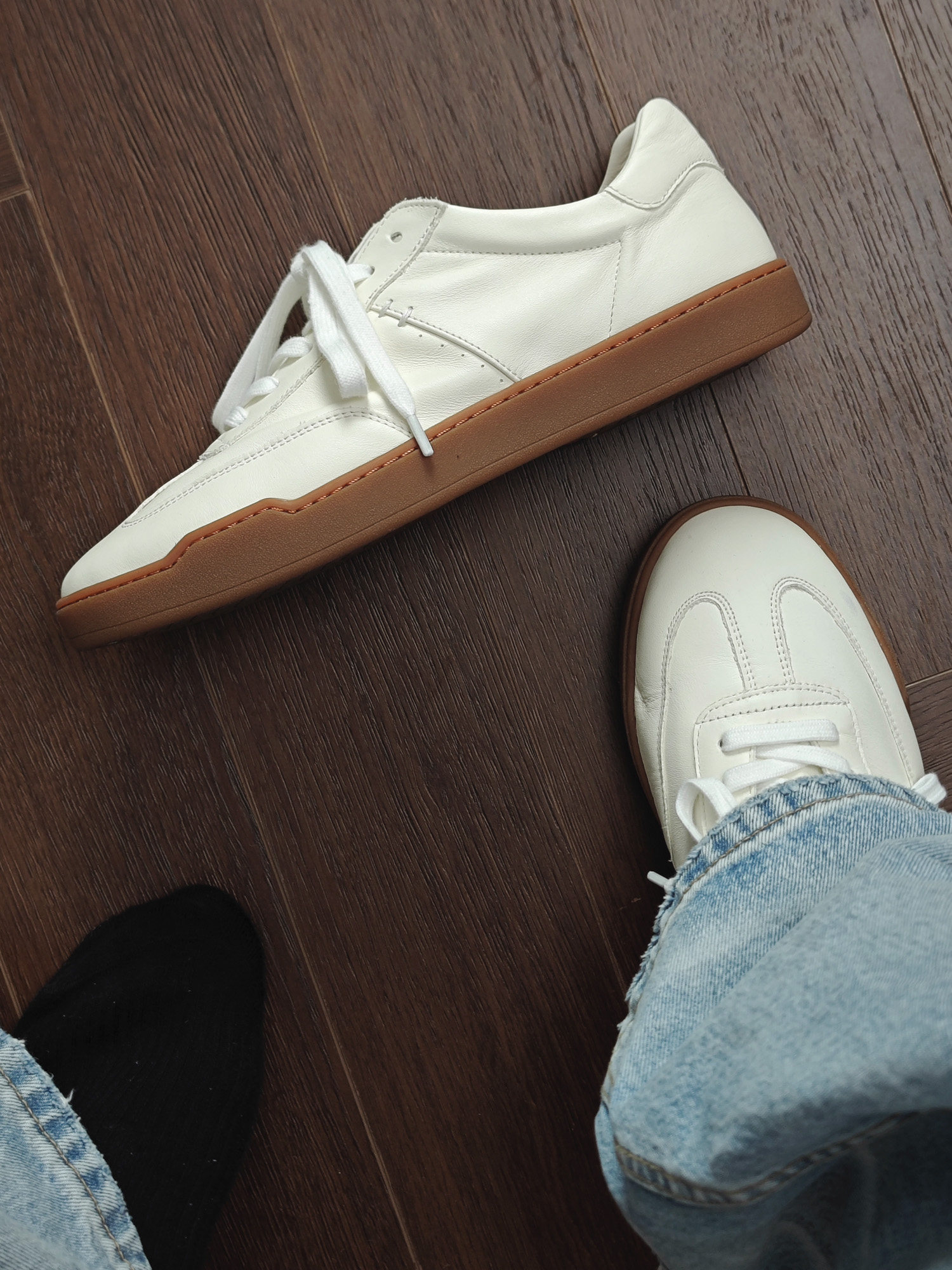 TBOF【老钱风】春夏新款牛皮德训鞋休闲小白鞋柔软舒适透气板鞋男主图