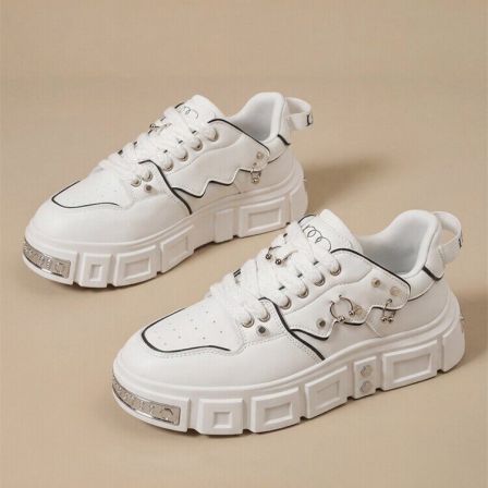 男鞋2026新款春季新款铆钉厚底小白鞋原创设计款潮牌男士休闲板鞋