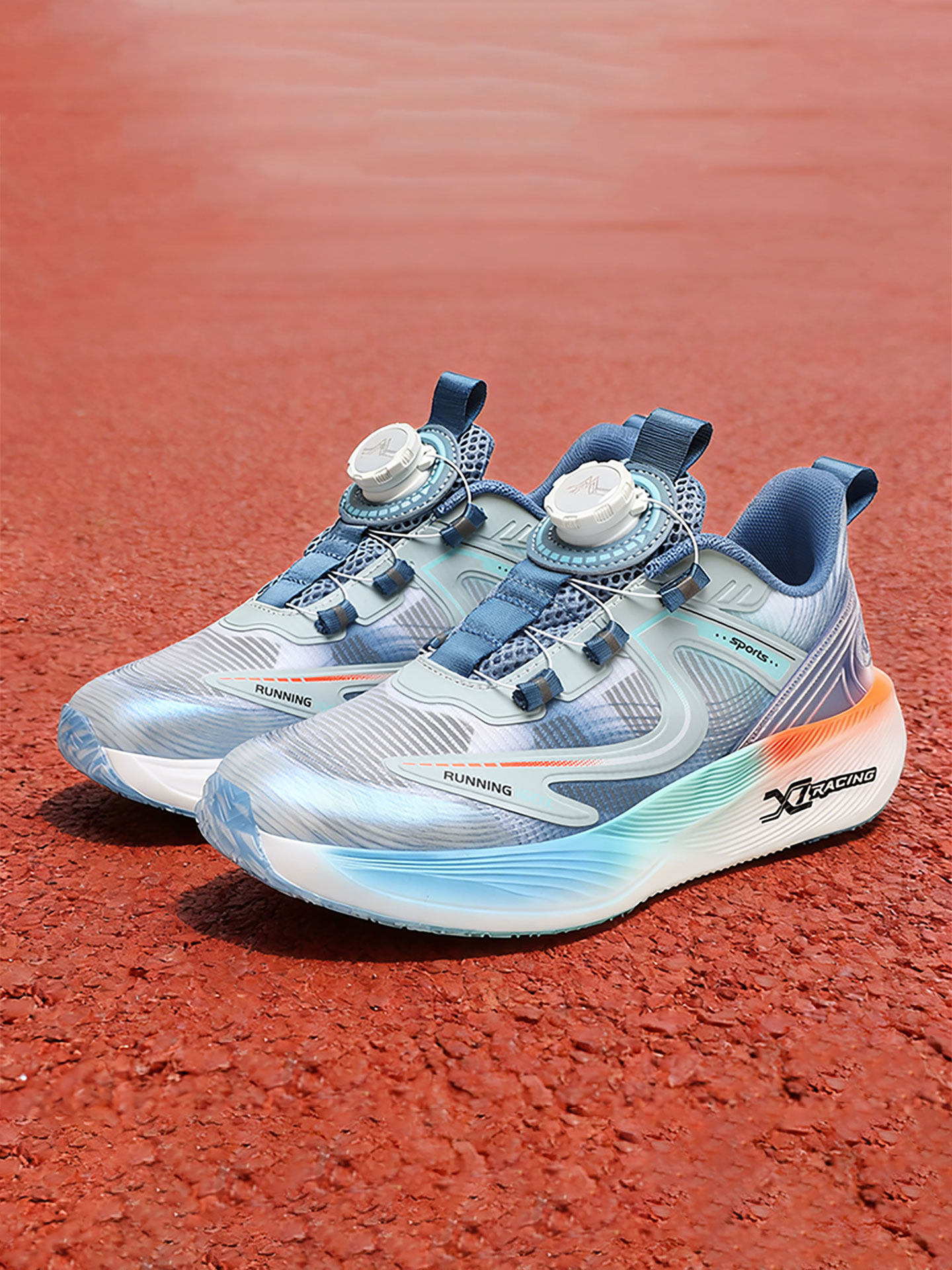 男鞋夏透气男孩跑鞋不用系带防滑软底超轻男大童无碳板运动鞋主图