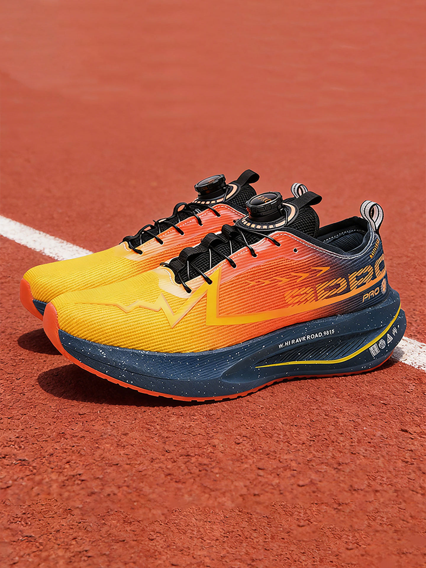 男鞋青少年运动鞋爆米花底超软轻便初中生大童旋转扣跑鞋没有碳板主图