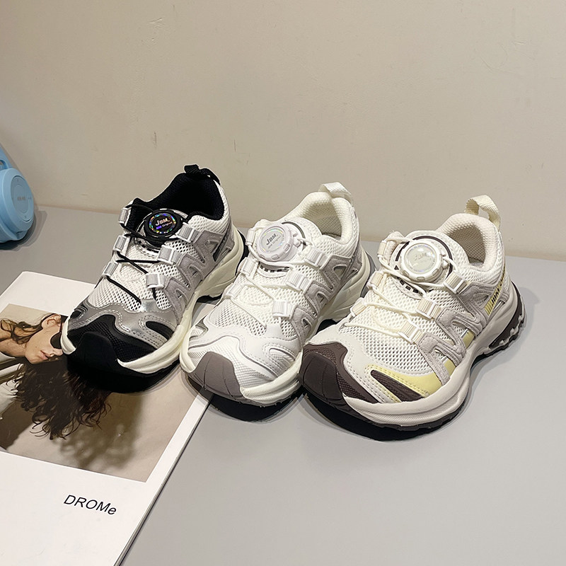 左左家儿童单网休闲鞋2026年春夏韩版新款男女学生轻便透气运动鞋主图