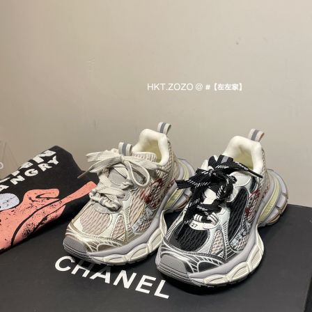 左左家儿童2026新款透气休闲鞋软底休闲防滑时尚舒适运动风老爹鞋