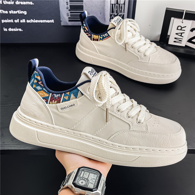 潮牌高级感男鞋春季运动学生小白板鞋休闲增高巨好看百搭面包潮鞋主图