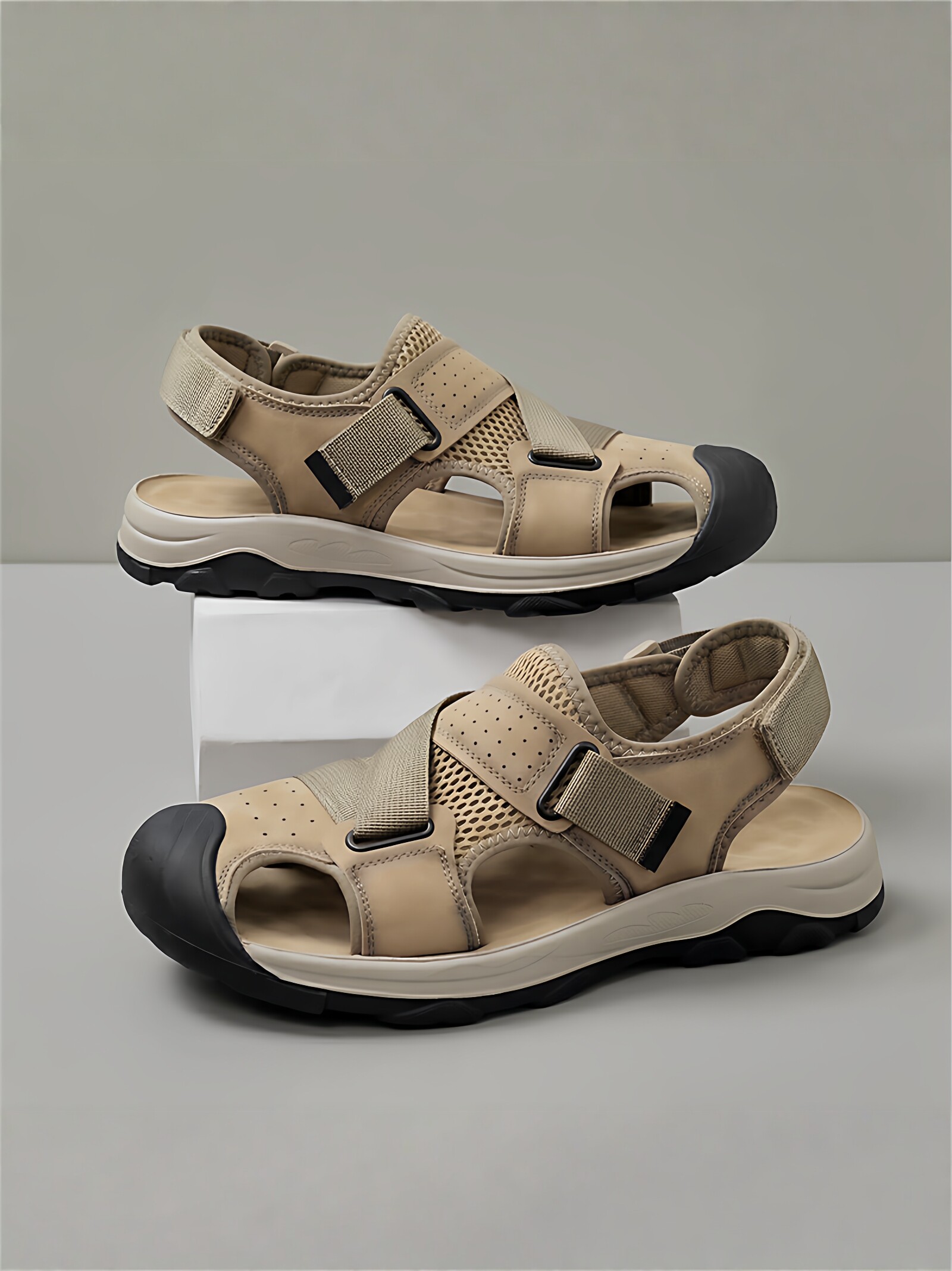 凉鞋男款夏季2026新款镂空透气软底男士休闲户外穿运动包头沙滩鞋主图