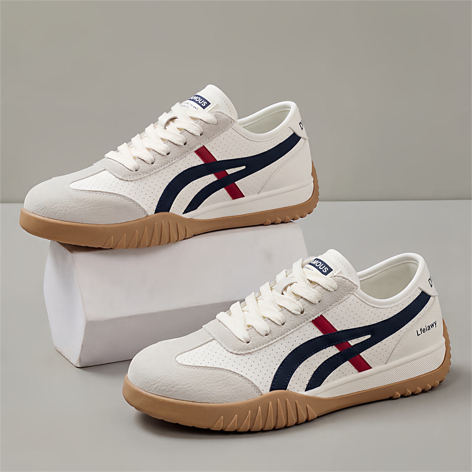 男鞋夏季透气2026新款爆款潮流休闲板鞋青少年百搭运动跑步德训鞋主图