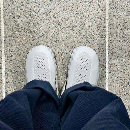 正品户外包头拖洞洞鞋男女款2026夏季新款按摩鞋柔软休闲运动拖鞋