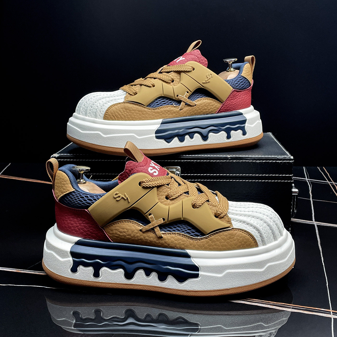 痞帅潮牌男鞋2026春季透气板鞋贝壳头拼色面包鞋增高厚底休闲鞋子主图