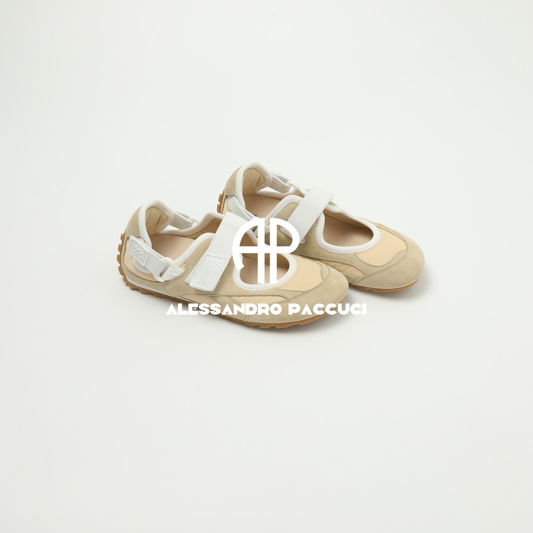 AP洛哥61012XA【运动玛丽珍】胎牛绒拼接魔术贴平底复古时尚休闲鞋主图