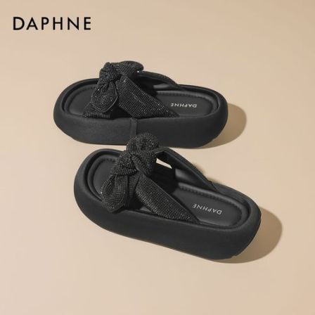 达芙妮水钻蝴蝶结凉拖鞋女2026新款夏季外穿软底踩屎感厚底一字拖