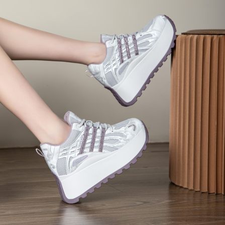 雨土百搭春季新款高帮休闲运动鞋女2026新款厚底增高老爹鞋显脚小