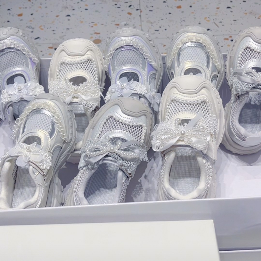 汐汐麦卡春季新款儿童韩版可爱运动鞋26-37主图