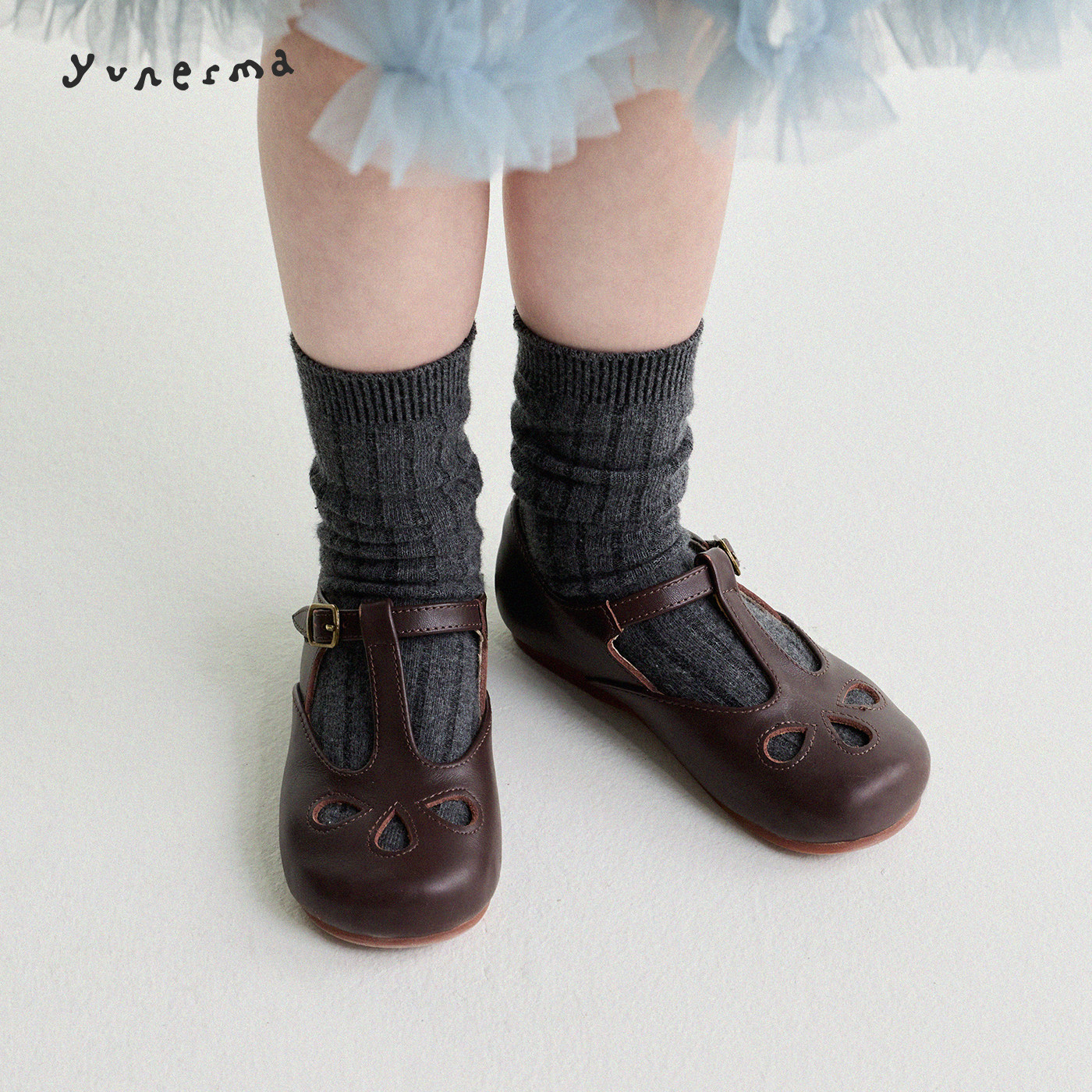 允儿妈女童2026夏季新款百搭魔术贴镂空皮鞋女宝春夏时尚牛皮鞋子主图