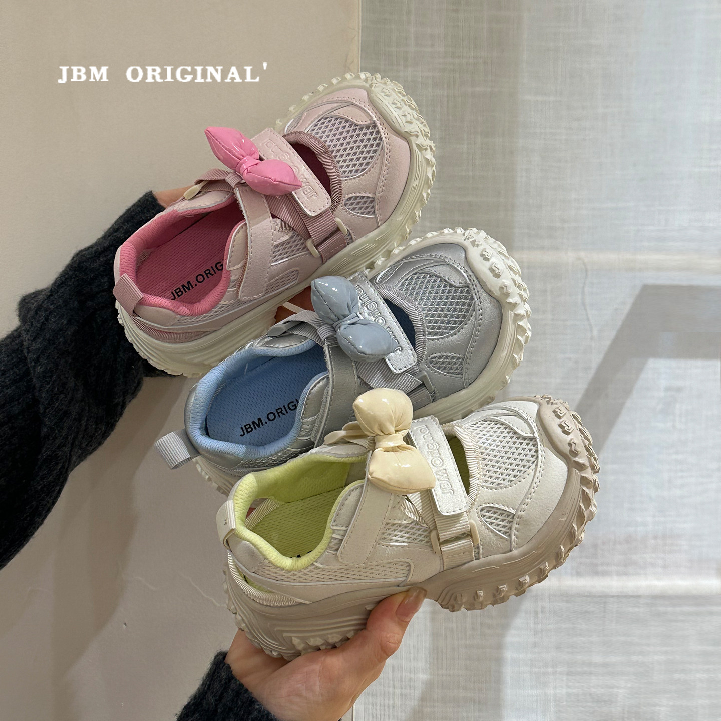 JBM 夏季儿童轮胎底防滑老爹鞋中大女童镂空框子鞋蝴蝶结运动凉鞋主图