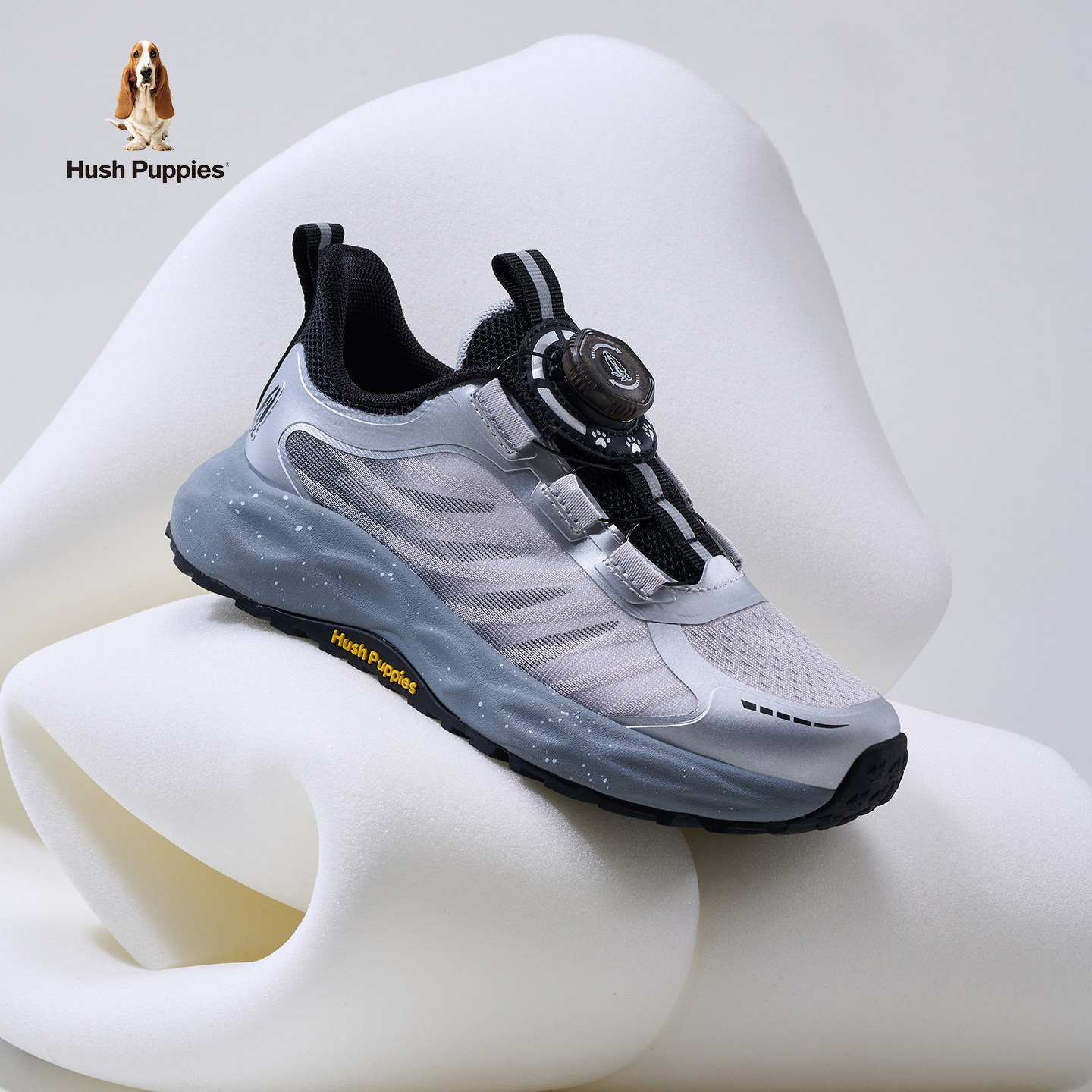 【稳核】暇步士童鞋男童鞋子网面透气太空银旋钮扣旅游凉鞋跑步鞋主图