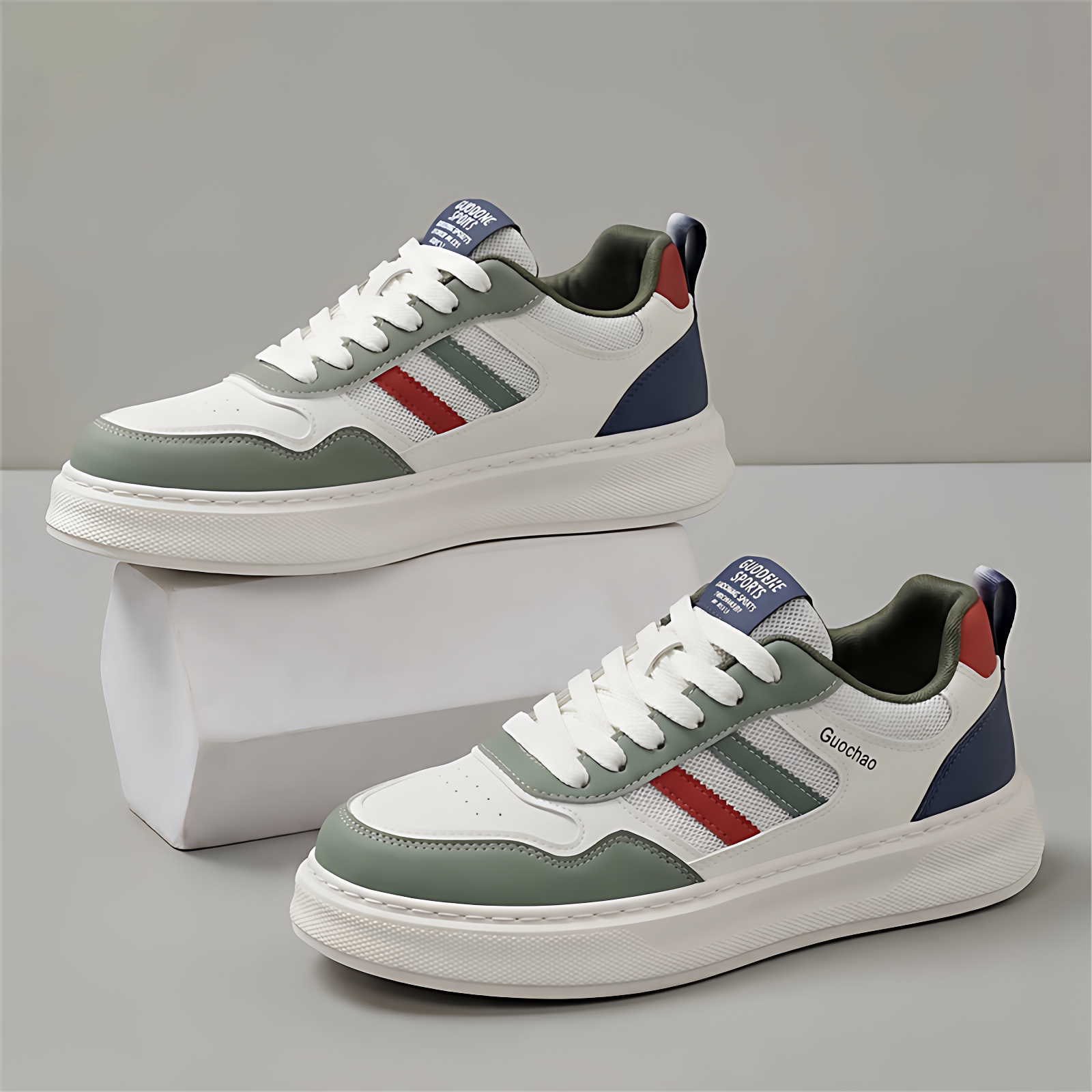 男鞋夏季透气2026新款爆款网面运动板鞋子男款轻便休闲厚底小白鞋主图