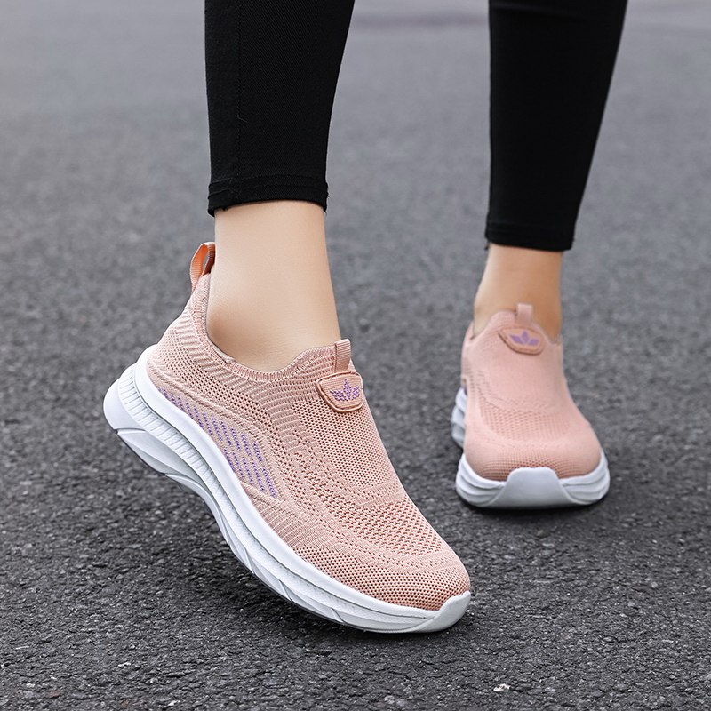 张凯丽老人鞋子女2026新款夏季透气一脚蹬妈妈鞋中老年舒适运动鞋主图