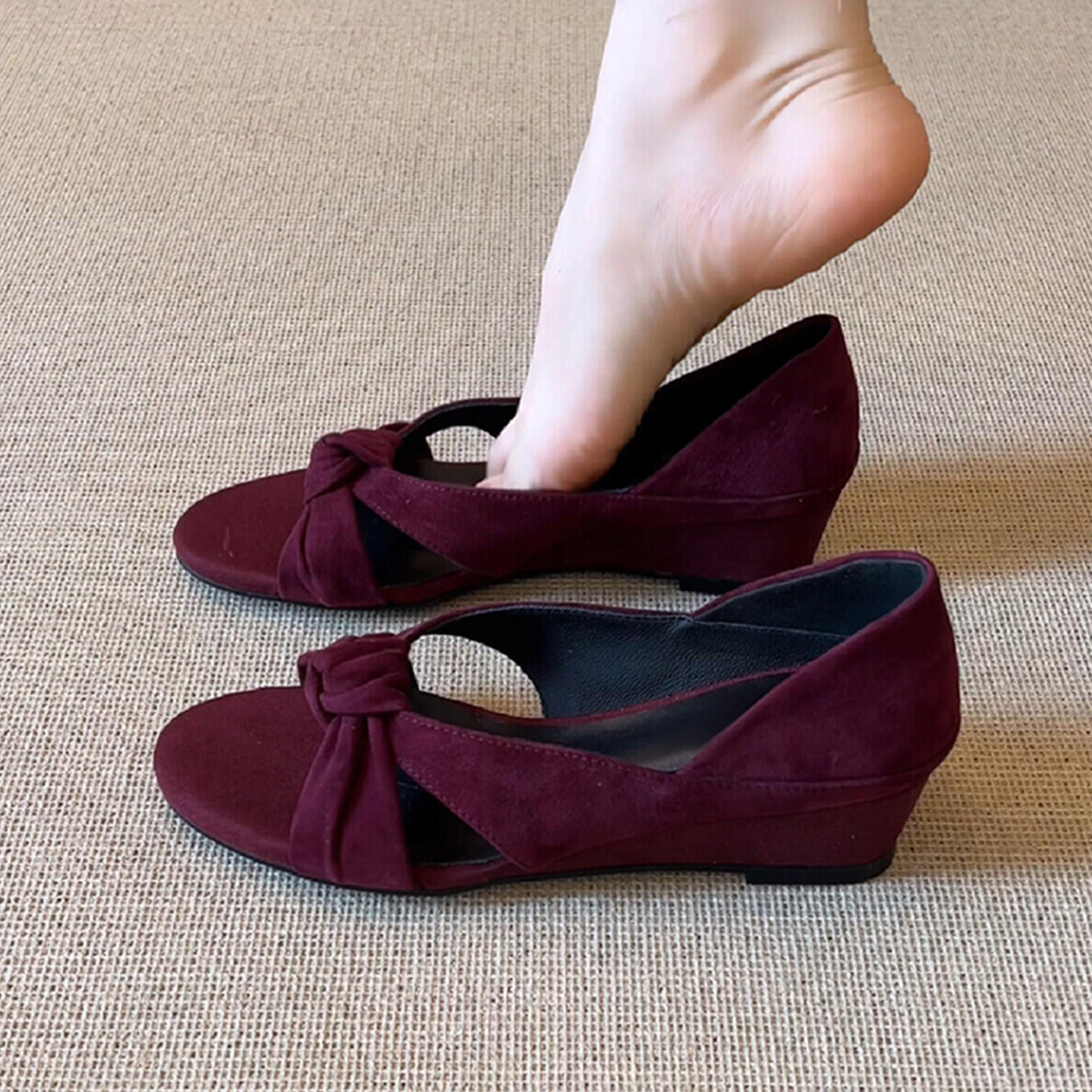 羊皮版~仙女风扭结坡跟交叉带露趾凉鞋女小众设计感绒面罗马鞋夏主图