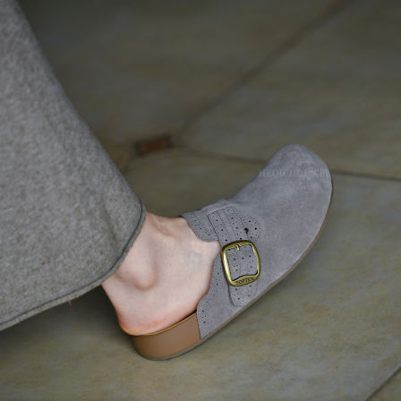 何其丑 复古圆头平底皮带扣包头勃肯拖鞋新款一脚蹬凉拖鞋女外穿