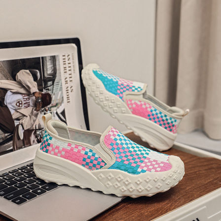 北京布鞋女年轻高端洋气厚底增高休闲鞋轻便透气一脚蹬时尚情侣鞋