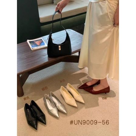 3.28小榴莲【跑单限购】跟高3cm尖头复古时尚单鞋9009-56 H809