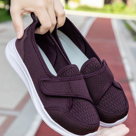 张凯丽老人鞋女2026夏季透气大尺码一脚蹬妈妈鞋轻便舒适老北京布鞋