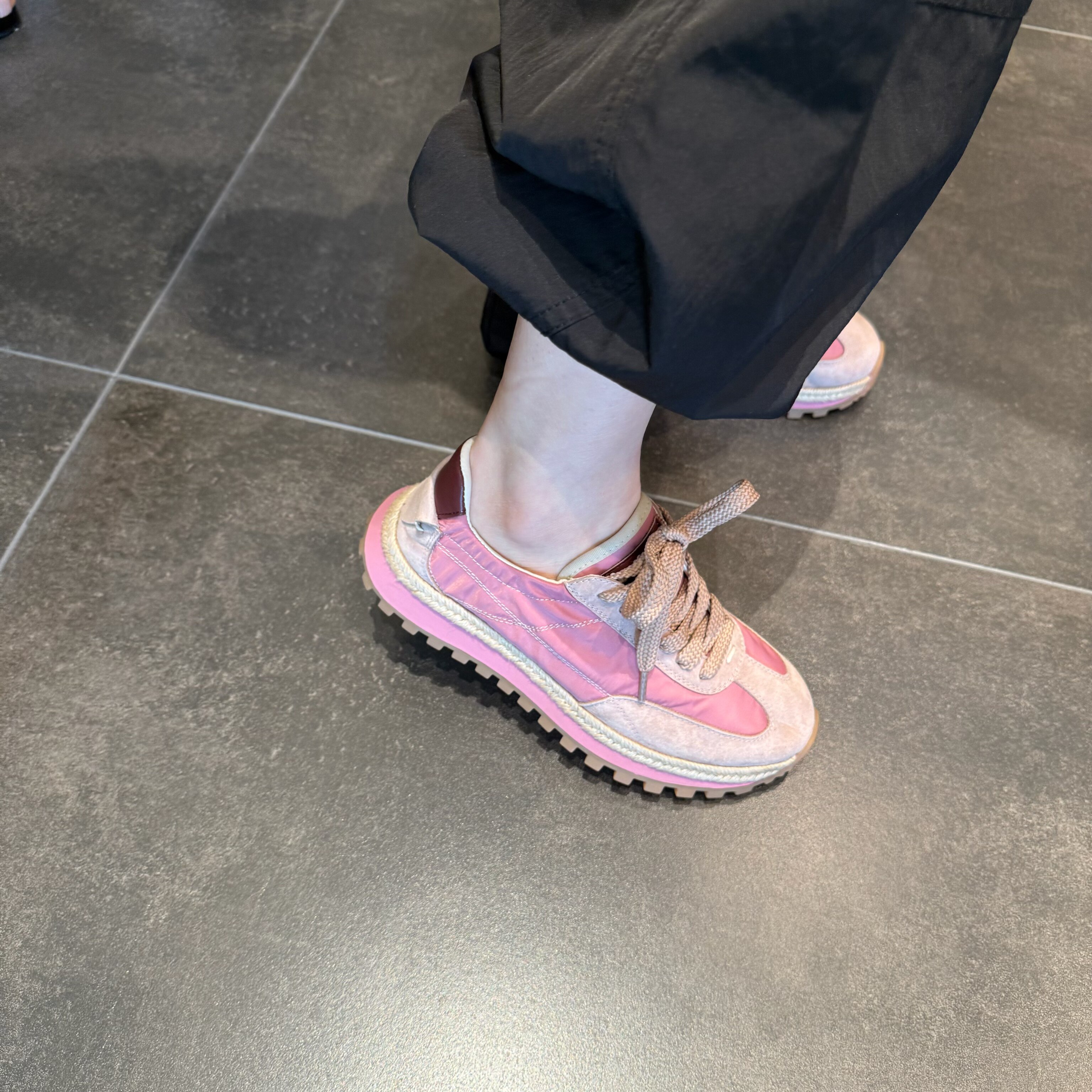 【BORAKOO】树莓色拼接款德训鞋（增高版）主图