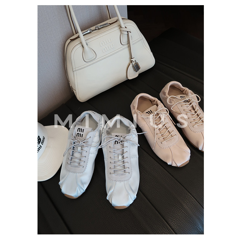 游鹿鹿 Plume缎面芭蕾德训内增高平底中跟包鞋女26新款运动芭蕾鞋主图