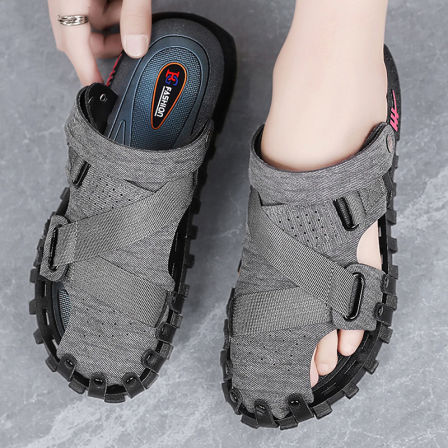 男士凉鞋夏季外穿爸爸防滑开车两用沙滩鞋男户外涉水越南包头拖鞋