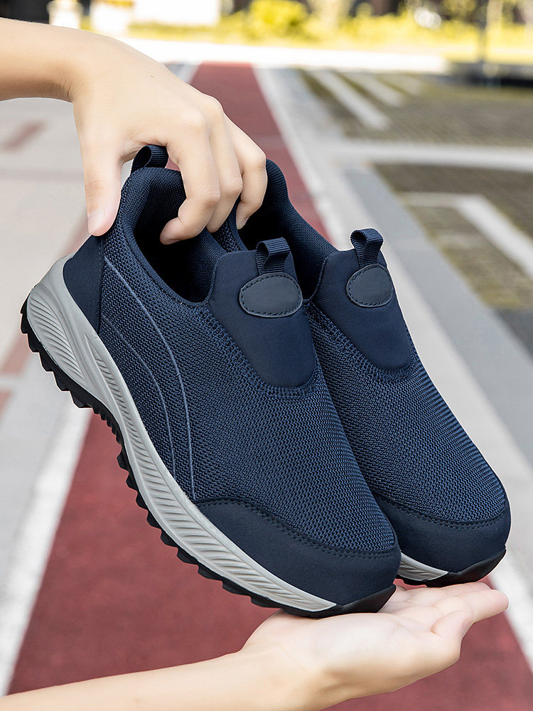 张凯丽老人鞋男款2026新款夏季透气一脚蹬爸爸鞋中老年舒适运动鞋主图