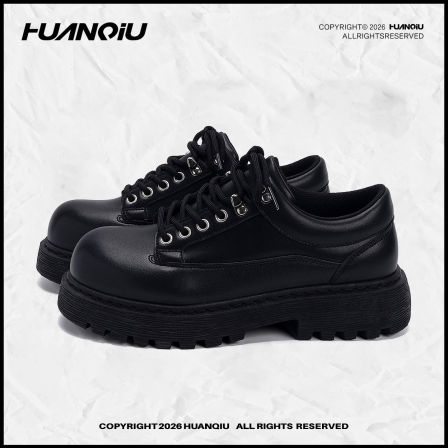 环球厚底黑色德比鞋男款2026春季新款英伦风皮鞋百搭潮流休闲男鞋