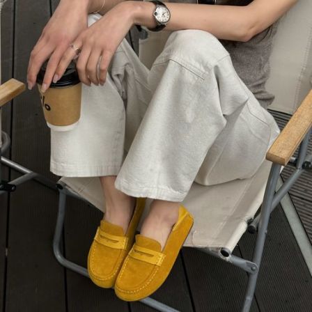 小发喵「绒面乐福轻踩自在｜多色适配休闲都市步调」777