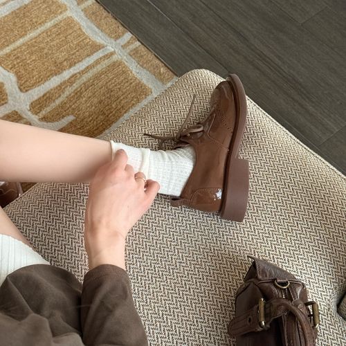 小发喵系带黑色圆头百搭商务坡跟低跟浅口春季简约漆皮小皮鞋999主图