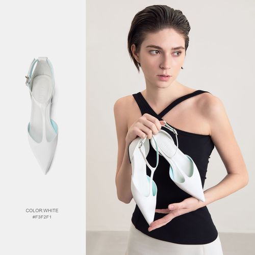 Cihi 锐头剪裁 T字带利落纵向线条薄荷绿撞色尖头内增高单鞋主图