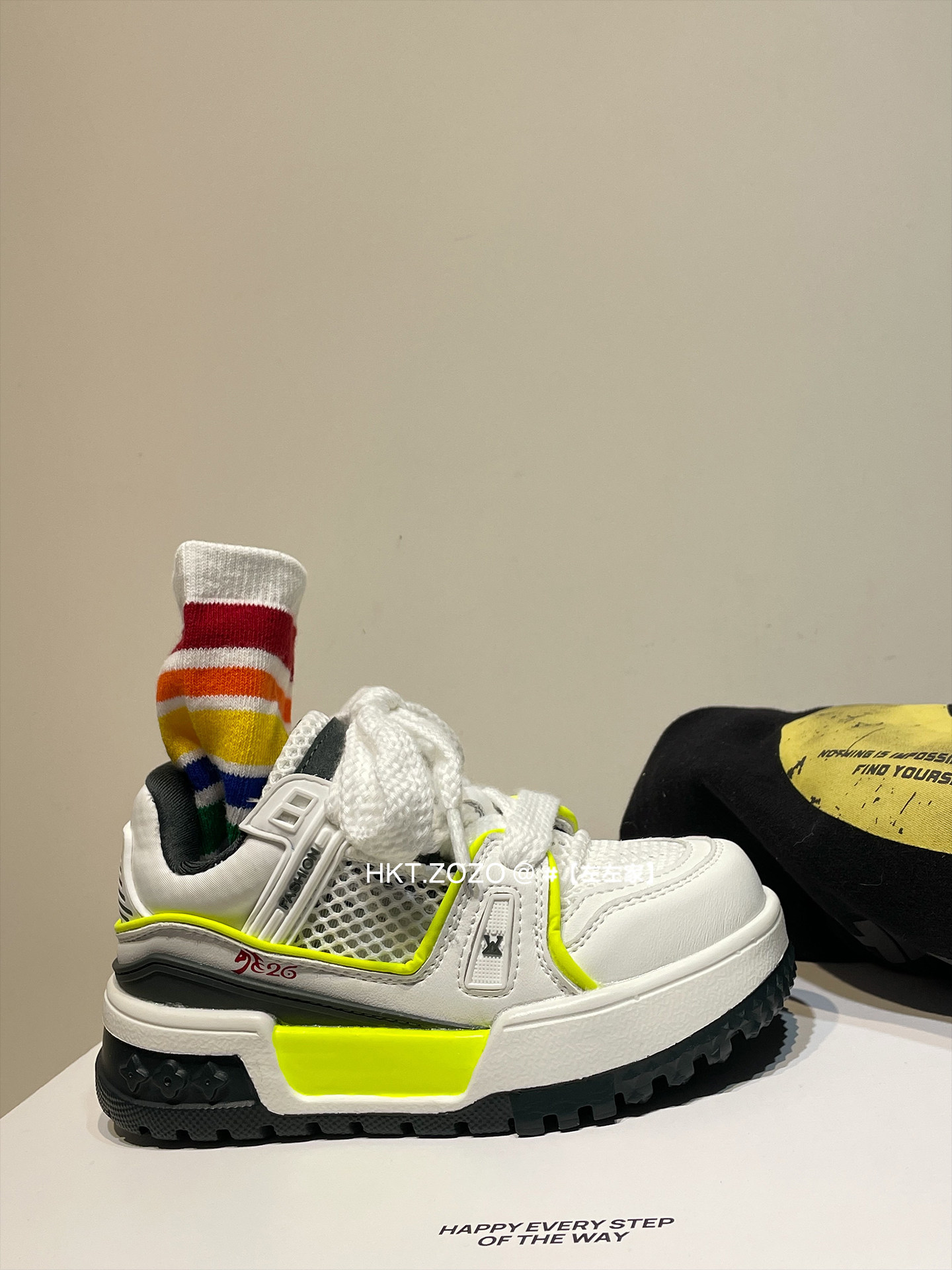 左左家小胖丁网鞋男女学生运动鞋轻便防滑潮酷百搭夏季跳街舞板鞋主图