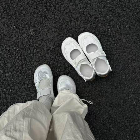 H55女鞋银灰秘镜2026春夏新款休闲风镂空浅口魔术贴玛丽珍德训鞋