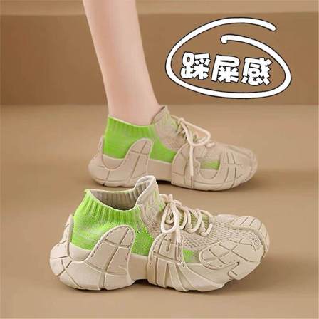 女鞋2026新款夏季网面透气运动鞋减震跑步轻便八爪鱼健身房椰子鞋