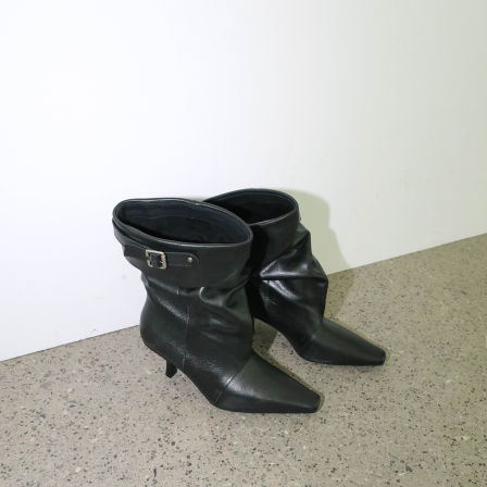 姜贞羽同款maltelle原创黑色牛皮尖头短靴女堆堆褶皱细高跟靴子女