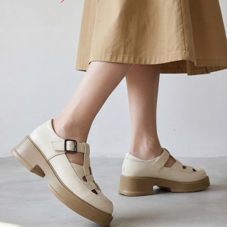 红蜻蜓女鞋2026夏季新款镂空透气厚底粗跟妈妈鞋一字带罗马凉鞋女