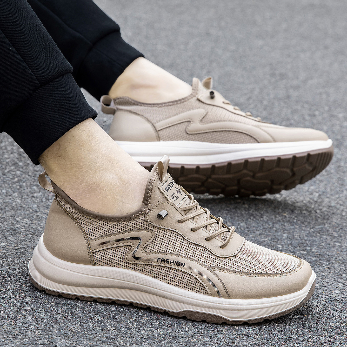 张凯丽老人鞋男防滑软底夏季透气爸爸鞋中老年舒适健步休闲运动鞋主图