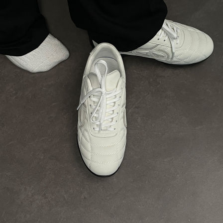 白色德训鞋男鞋户外夏季透气软底休闲板鞋女厚底跑步运动赛车鞋子