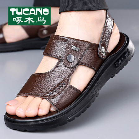 啄木鸟2026新款真皮凉鞋男夏季厚底防滑沙滩鞋休闲两用软底凉拖鞋