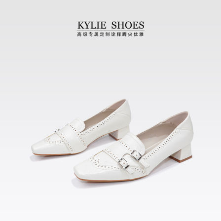 【汤曼妮粉丝专属】跟高3.5cm,手工鞋！复古英伦风软皮雕花双扣带