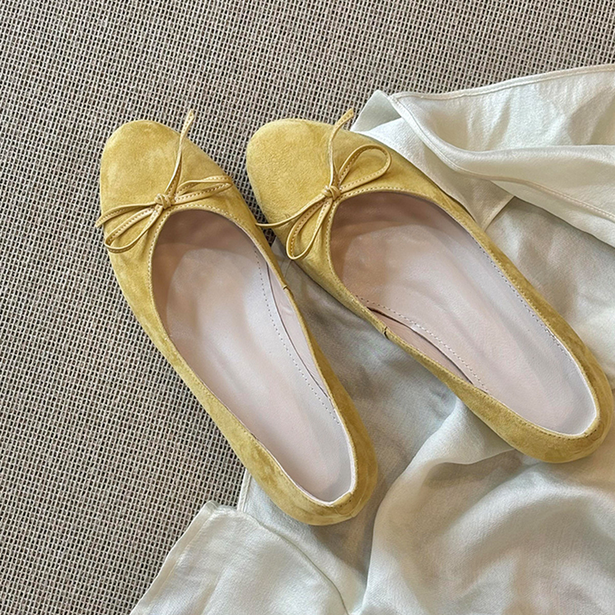 羊皮版~时尚绒面简约小黄鞋女一脚蹬内增高蝴蝶结圆头浅口芭蕾鞋主图
