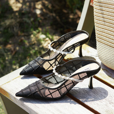 Nine West/玖熙尖头细跟网面穆勒鞋女珍珠链条优雅时尚性感高跟鞋