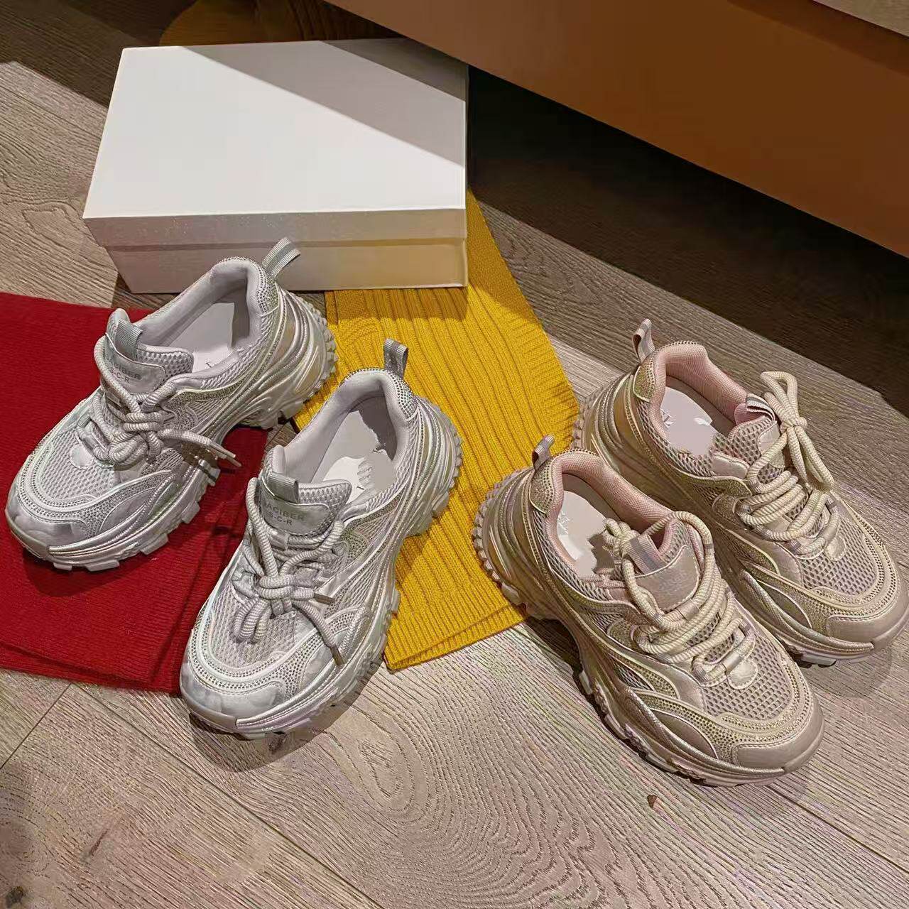 VK定制 韩版真皮时尚休闲运动鞋女221-789主图