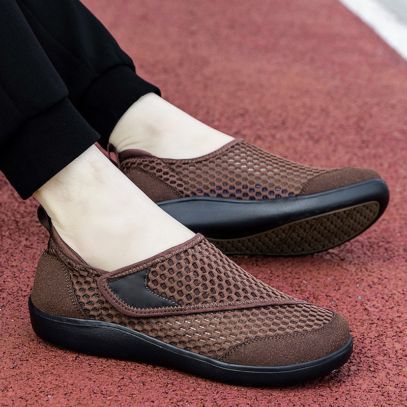 张凯丽老人鞋男防滑软底夏季网面透气爸爸鞋中老年舒适休闲运动鞋主图