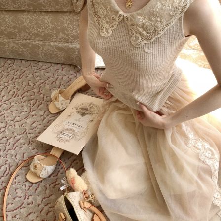 Fabulous Me 古早罗曼史 私服开版蕾丝娃娃领针织上衣背心薄款