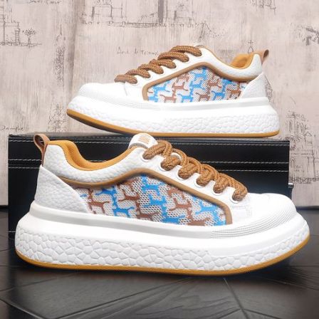 系带低帮鞋厚底印花时尚休闲百搭潮款男士鞋子流行男鞋高级感板鞋