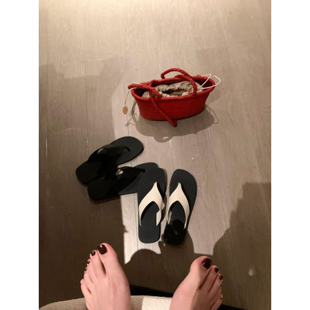 MINISMALL ROW系黑白小牛皮法式软底老钱人字拖女款休闲凉拖